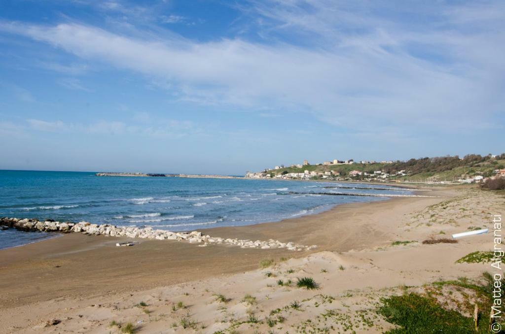 Case Barrera Porto Palo Ngoại thất bức ảnh