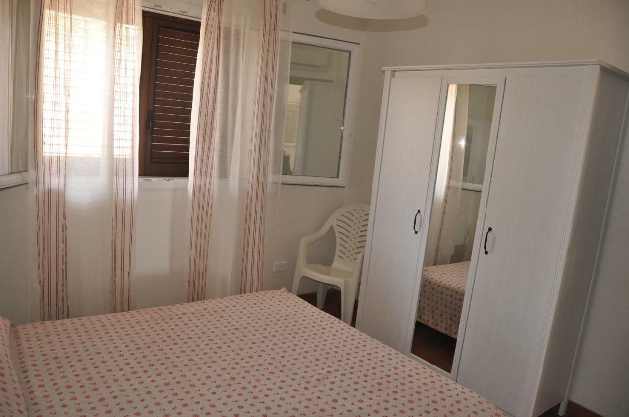 Case Barrera Porto Palo Ngoại thất bức ảnh
