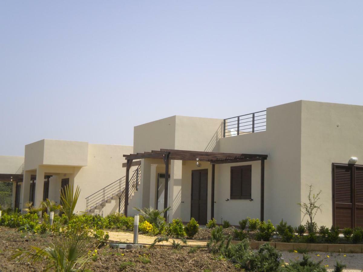 Case Barrera Porto Palo Ngoại thất bức ảnh